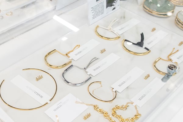 Carts jewelry display