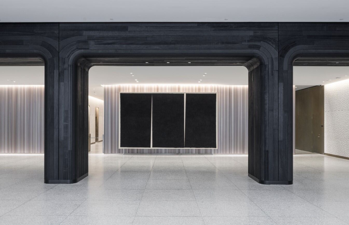 Image of Double Rift #4 artwork by Richard Serra at 660 Fifth Avenue lobby in New York.