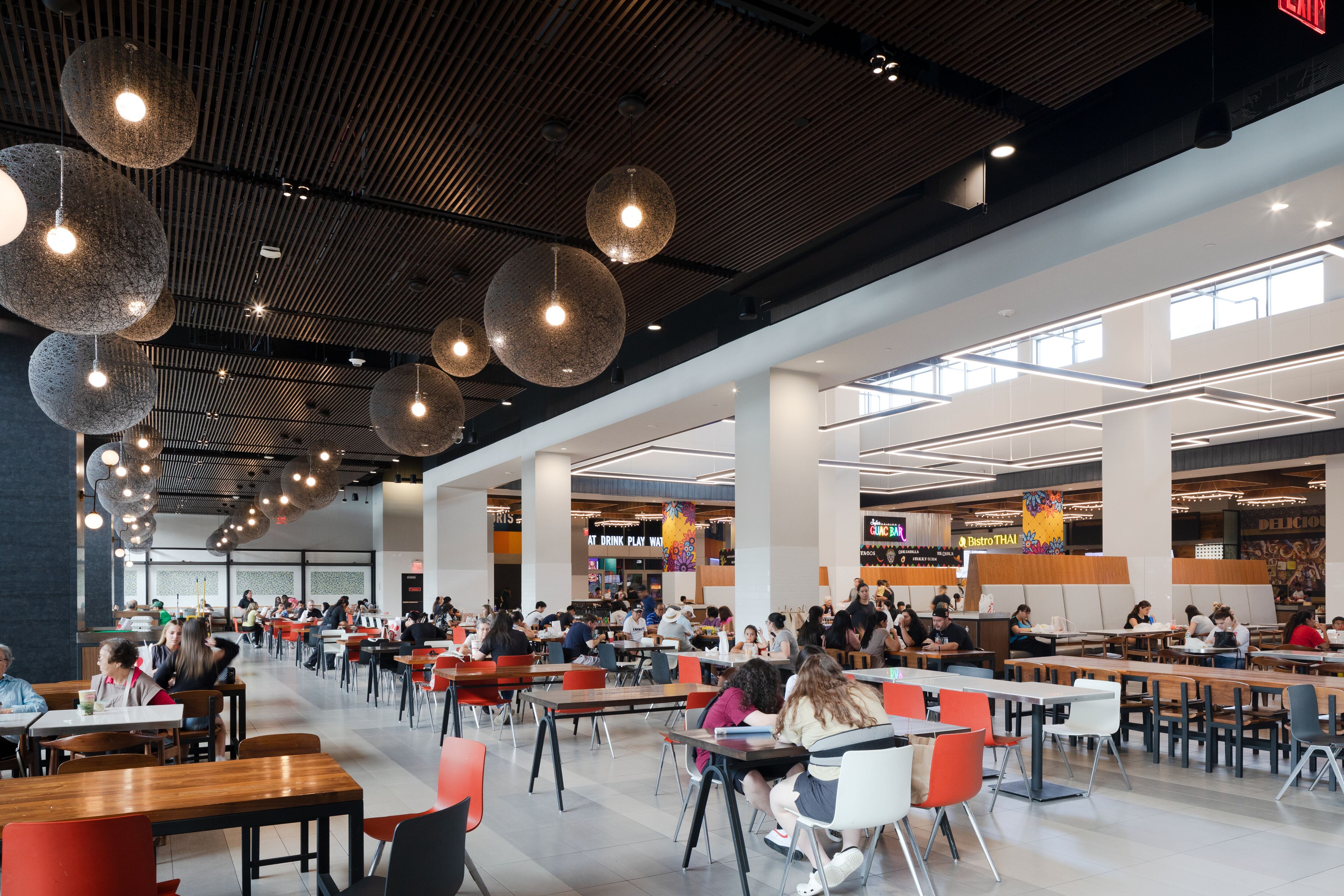 Staten Island Mall food court